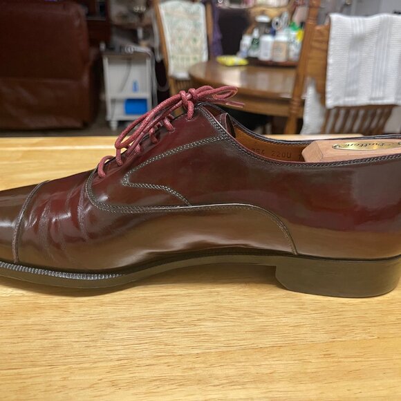 Salvatore Ferragamo Cap Toe Oxford Dress Shoes in Burgundy 12D - Picture 6 of 11